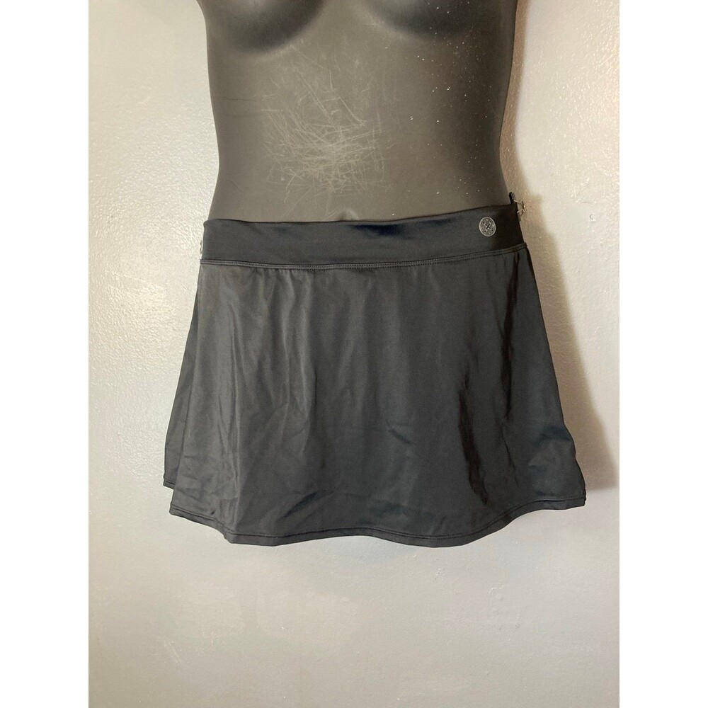 Jaclyn Smith black swim skort